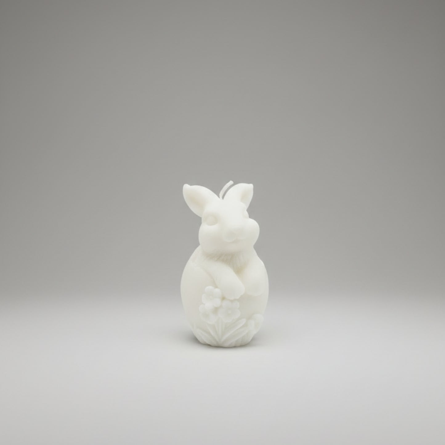 Daisy Rabbit Candle